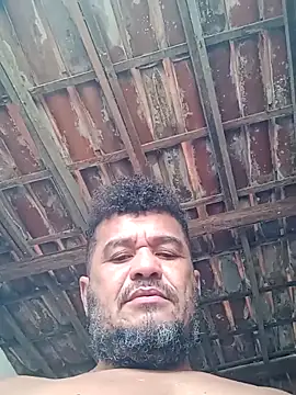 tarra122 online show from April 2026 02:44:01 PM