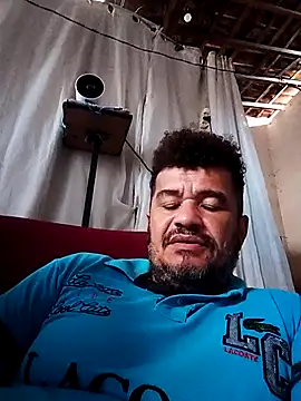 Snapshot of tarra122 chatting on June 2026 05:23:01 PM tarra122 online show from June 2026 05:23:01 PM