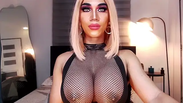 MassiveCockxMistress online show from January 2025 08:00:01 PM