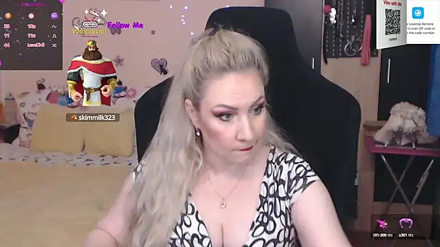MissLexyGold online show from December 2024 05:33:02 PM