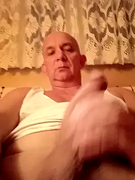 Snapshot of bigcock_marusz chatting on December 2024 06:46:02 PM bigcock marusz online show from December 2024 06:46:02 PM