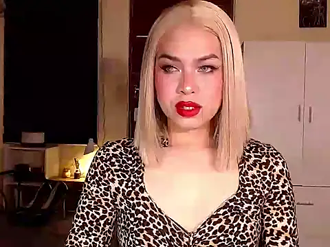 MistressLuna1 online show from March 2025 09:21:01 PM