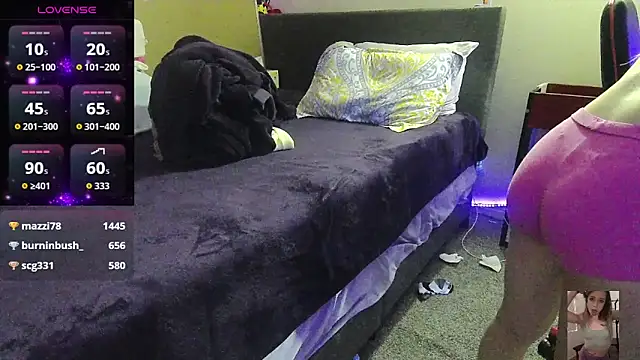 Blondiewithanass online show from November 2025 03:12:02 AM