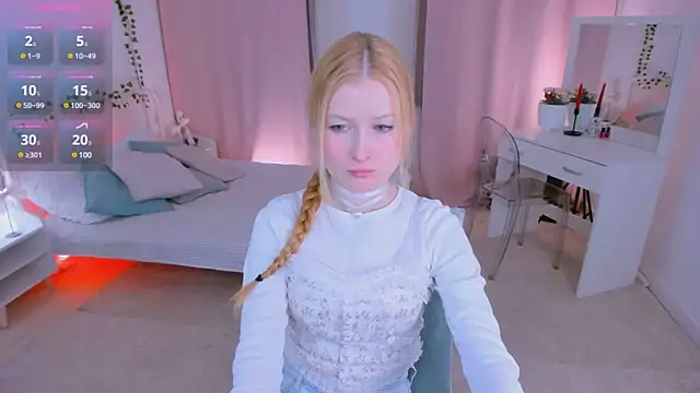 Snapshot of Laly_Peach chatting on February 2025 11:10:02 AM Laly Peach online show from February 2025 11:10:02 AM