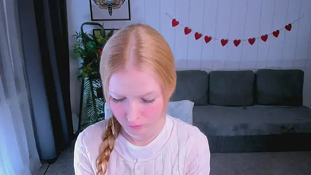 Snapshot of Laly_Peach chatting on February 2025 11:28:02 AM Laly Peach online show from February 2025 11:28:02 AM