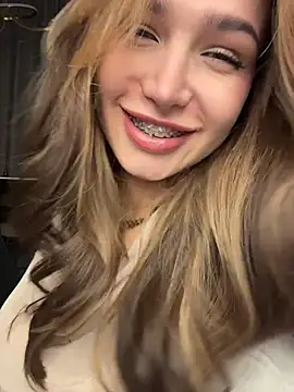 Snapshot of stefannichka chatting on May 2026 08:16:01 PM stefannichka online show from May 2026 08:16:01 PM