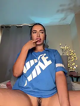 Snapshot of Samispank chatting on December 2024 08:07:02 PM Samispank online show from December 2024 08:07:02 PM