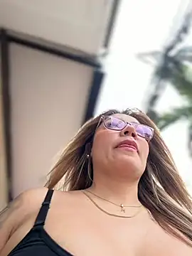 DIANITA 1988 online show from July 2026 02:30:01 PM