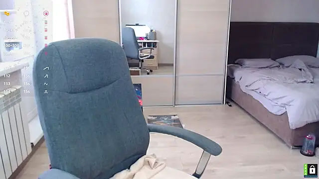 Lana  Nova online show from March 2025 07:42:02 AM