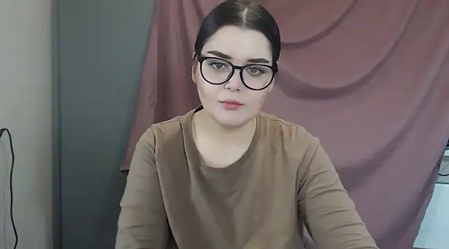 ohhhMie online show from February 2025 06:55:01 PM