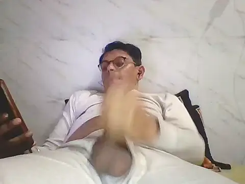 Kumarjay330 online show from February 2026 05:31:01 PM