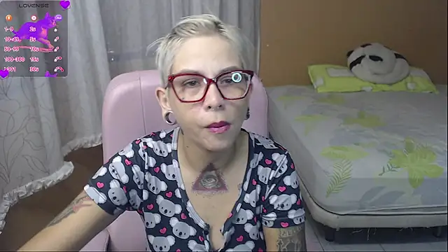 moon cat85 online show from July 2026 11:59:01 AM