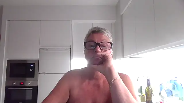 GrannyChrissy68 online show from October 2025 08:52:01 PM