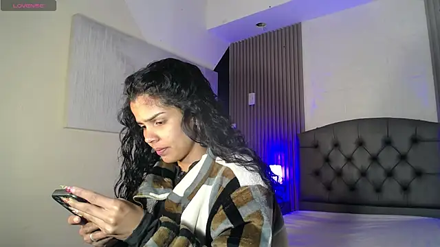 ximena diaz online show from September 2025 08:42:02 PM