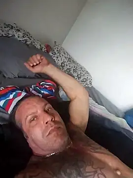 trucker1979 online show from June 2026 06:03:02 PM