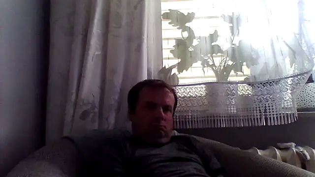 grzes19763 online show from June 2026 02:33:01 PM