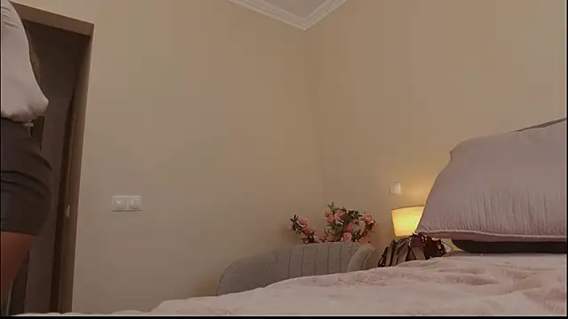 your poison-girl online show from February 2026 02:37:02 PM