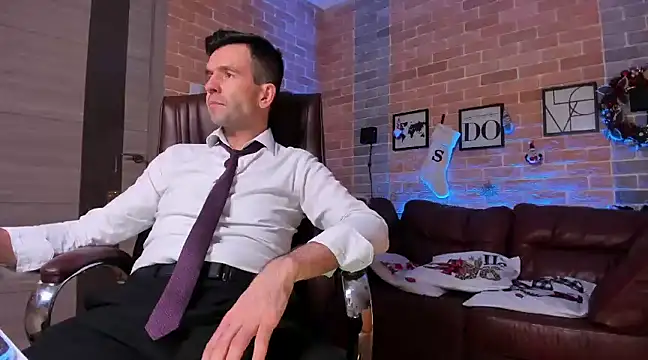 SteveTiger online show from January 2025 05:44:01 PM