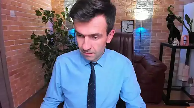 SteveTiger online show from January 2025 03:51:02 PM