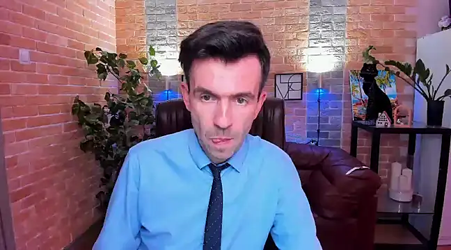 SteveTiger online show from February 2025 03:59:02 PM