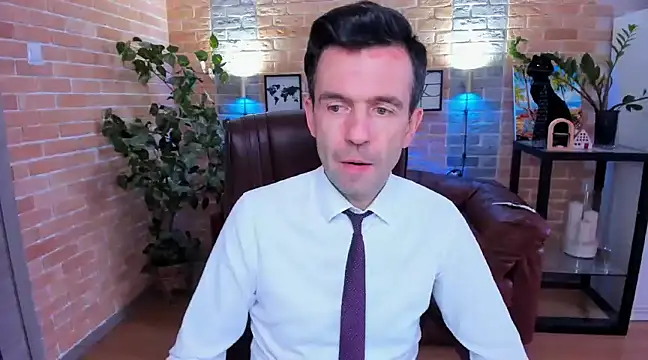 SteveTiger online show from March 2025 08:51:02 AM