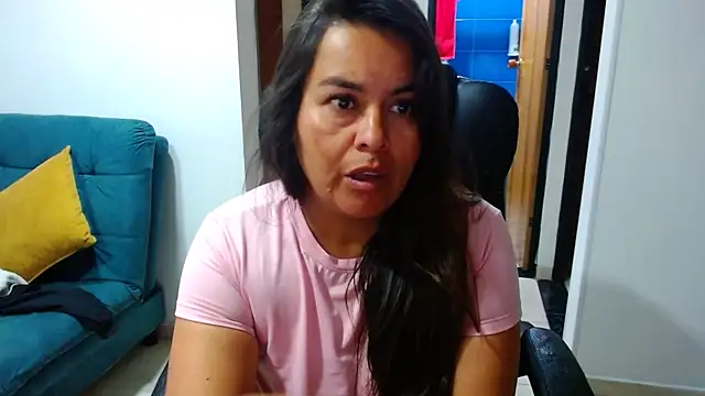 Snapshot of Ixchel_Anaid chatting on January 2025 11:44:02 AM Ixchel Anaid online show from January 2025 11:44:02 AM