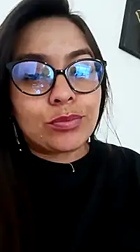 Snapshot of Ixchel_Anaid chatting on March 2025 08:42:01 PM Ixchel Anaid online show from March 2025 08:42:01 PM