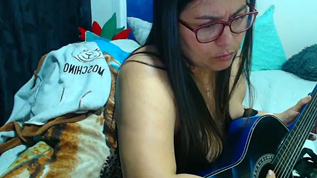 Snapshot of Ixchel_Anaid chatting on October 2025 02:23:02 AM Ixchel Anaid online show from October 2025 02:23:02 AM