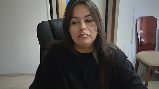 Snapshot of Ixchel_Anaid chatting on November 2025 01:32:01 PM Ixchel Anaid online show from November 2025 01:32:01 PM