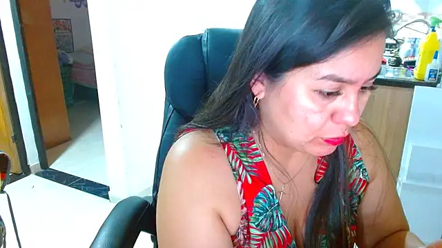 Ixchel Anaid online show from February 2026 10:20:02 PM