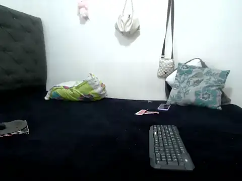 skynataly online show from September 2025 09:38:01 PM