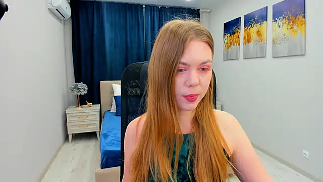 Strawberrye online show from January 2025 03:33:01 AM