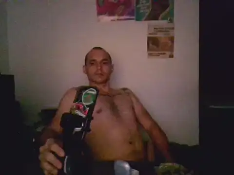 Snapshot of universitario-col chatting on January 2025 04:52:02 AM universitario-col online show from January 2025 04:52:02 AM
