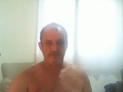 ConradinhoBR50 online show from November 2025 08:42:01 PM