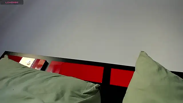 suuzykiss online show from October 2025 06:08:02 AM