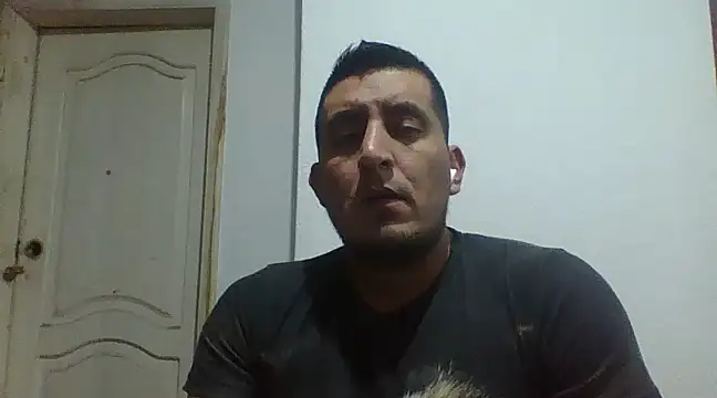 Snapshot of LvMaykel1 chatting on February 2025 11:19:02 PM LvMaykel1 online show from February 2025 11:19:02 PM