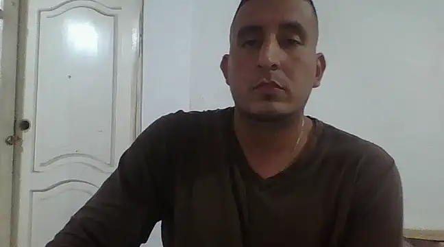 Snapshot of LvMaykel1 chatting on March 2025 08:48:01 PM LvMaykel1 online show from March 2025 08:48:01 PM