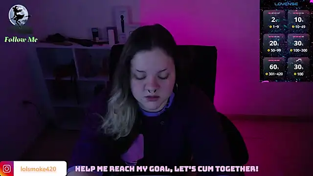 Snapshot of Bdsm_and_fries chatting on February 2025 01:44:02 AM Bdsm and fries online show from February 2025 01:44:02 AM