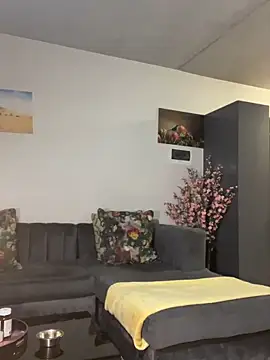 CurvyDesire1 online show from February 2025 11:41:02 PM