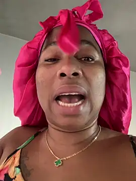 CurvyDesire1 online show from March 2025 02:32:02 PM