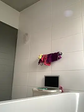 CurvyDesire1 online show from March 2025 02:18:02 PM