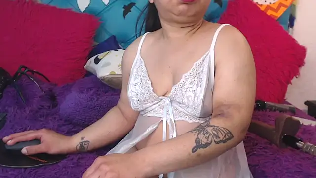 SARAWILLS online show from October 2025 02:07:02 PM