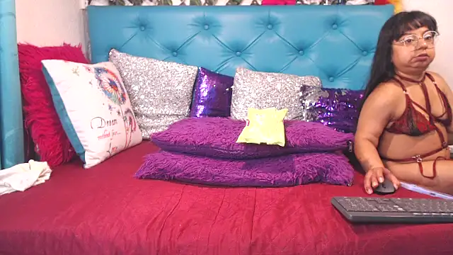 SARAWILLS online show from February 2026 02:04:02 PM