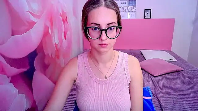 AliceAdams online show from December 2024 07:47:02 AM