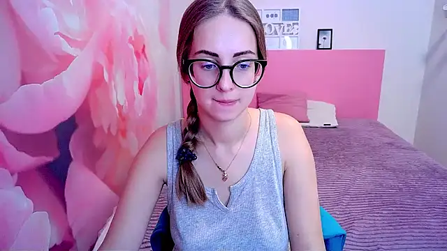 AliceAdams online show from December 2024 11:13:01 AM