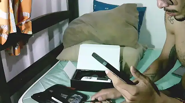 alisterxxx online show from January 2025 09:47:01 PM