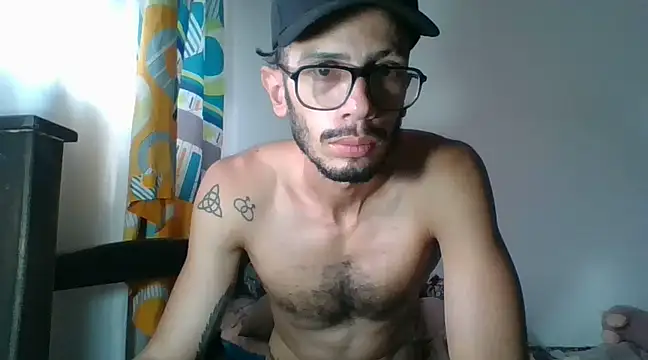 alisterxxx online show from January 2025 06:49:01 PM