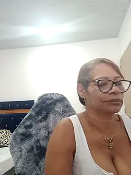 BustyMilf  online show from September 2025 01:02:02 PM