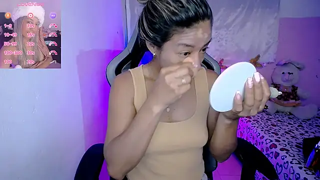 ninatiny online show from September 2025 09:42:02 AM