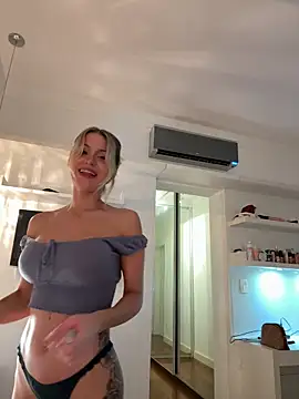 Snapshot of jasminesummer chatting on October 2025 03:20:01 PM jasminesummer online show from October 2025 03:20:01 PM